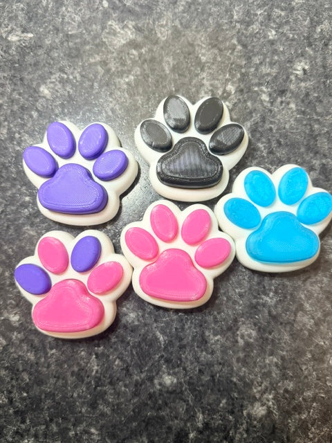 Paw fidget clicker