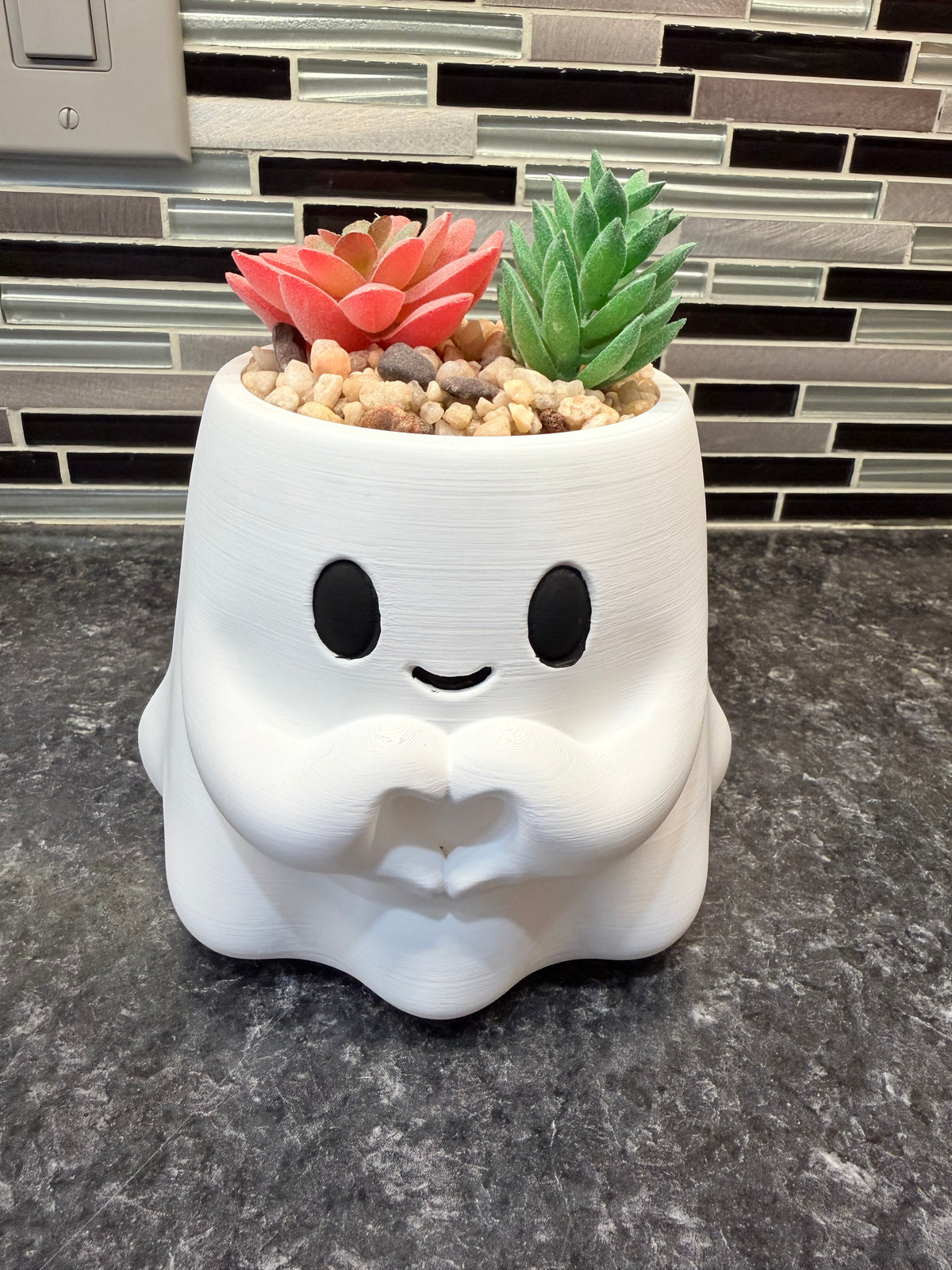 "Ghost" Pot buddy